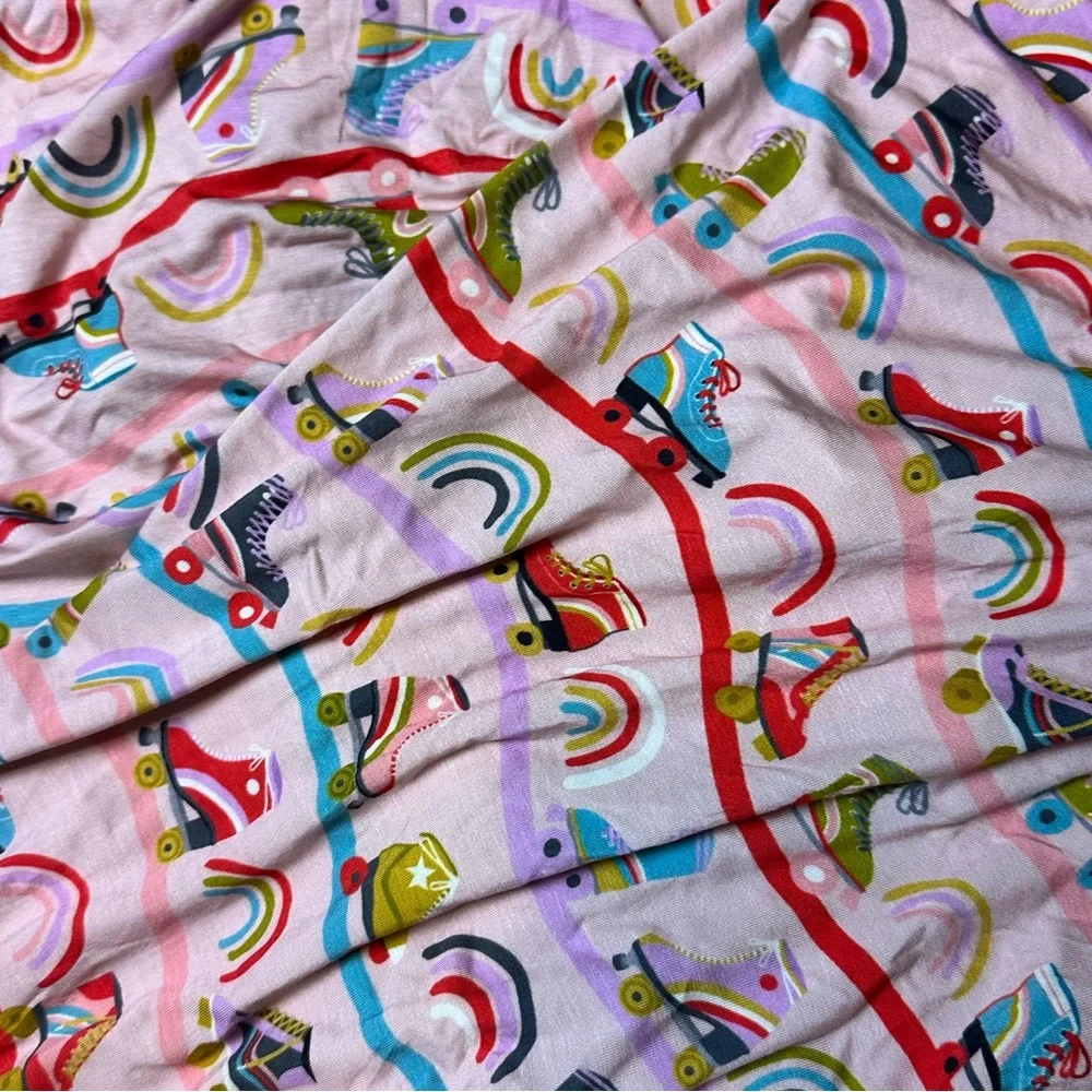 Little Sleepies Pink Rainbow & roller skates crib sheet